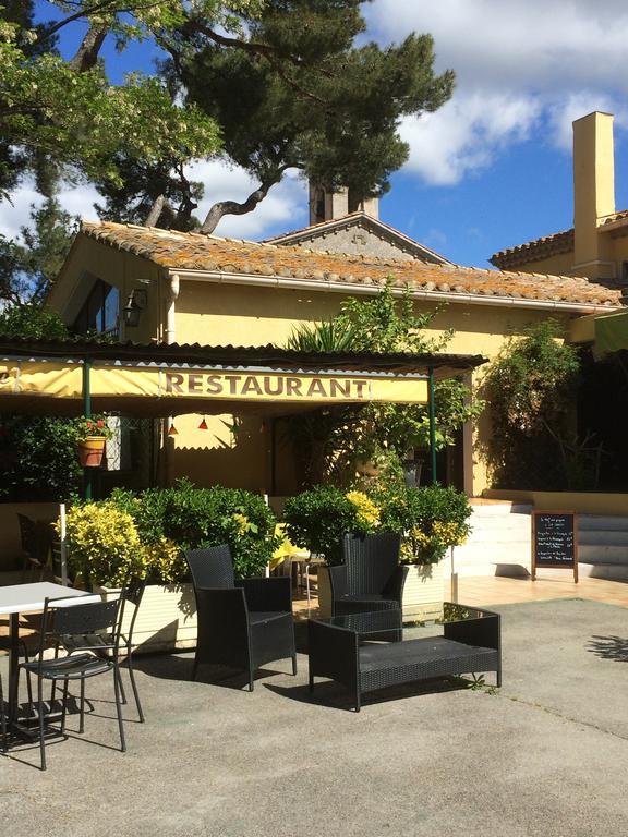 Hotel Logis Restaurant Le Flamant Rose Camargue 2*