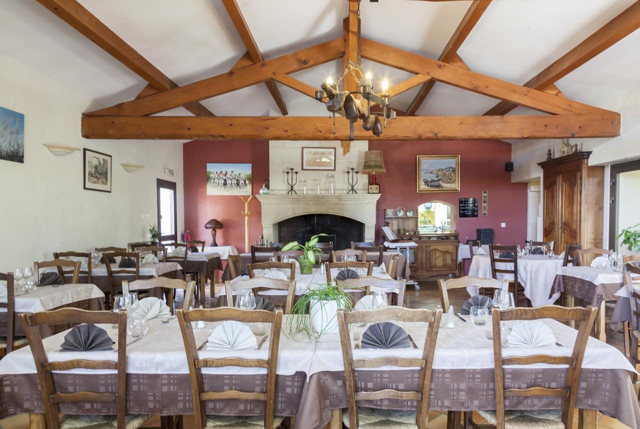 Logis Restaurant Le Flamant Rose Camargue Hotel Albaron